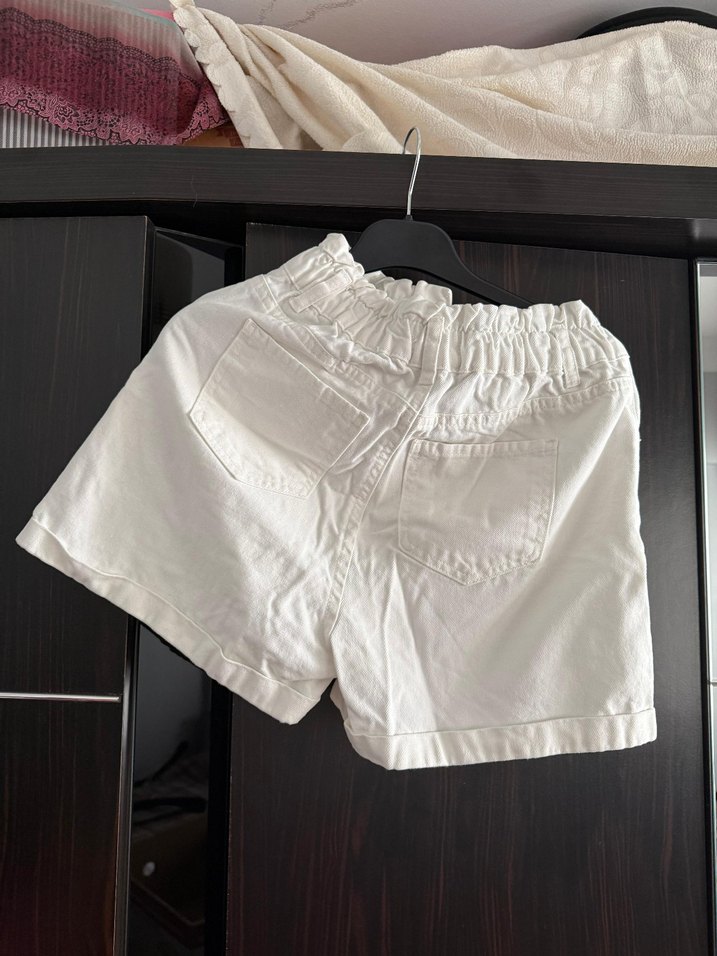 Beyaz Yüksek Bel Mini Pamuklu Şort - Görsel 2