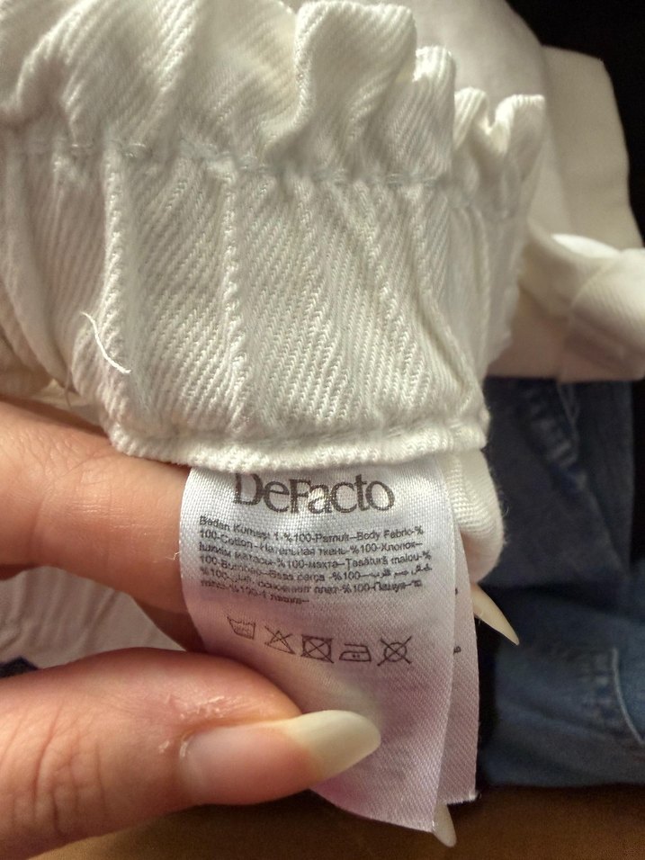 Beyaz Yüksek Bel Mini Pamuklu Şort - Görsel 3