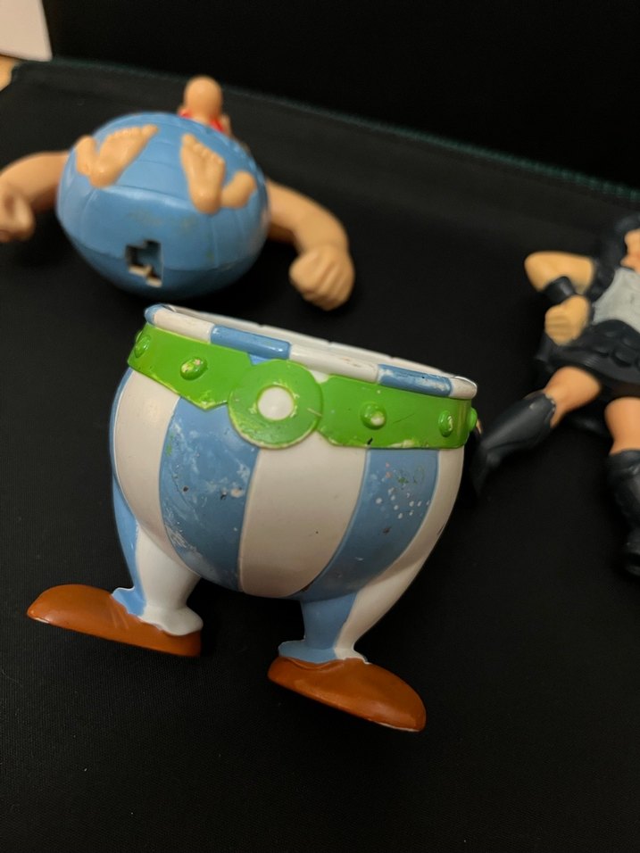 Oburiks figür - Görsel 3