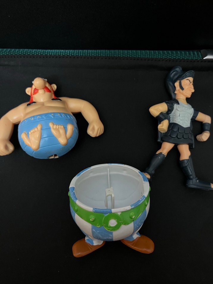 Oburiks figür - Görsel 2