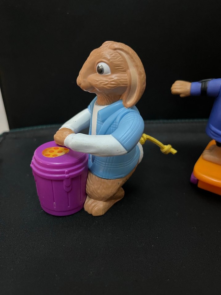 Renkli Aksiyon Figürleri Seti - Görsel 2