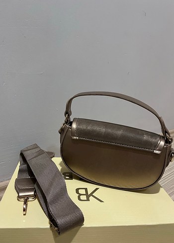 Kahverengi Deri Tokalı Kadın Çanta - Görsel 2