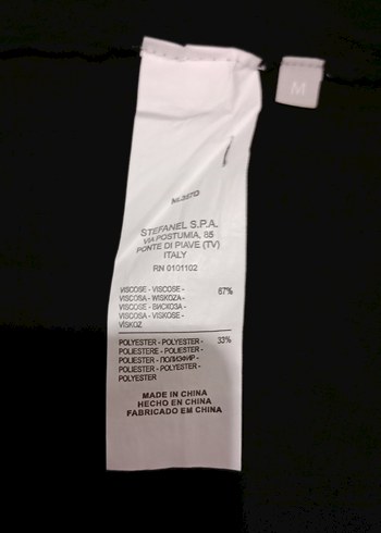 Stefanel Siyah Düğmeli V Yaka Kadın Hırka - Görsel 4