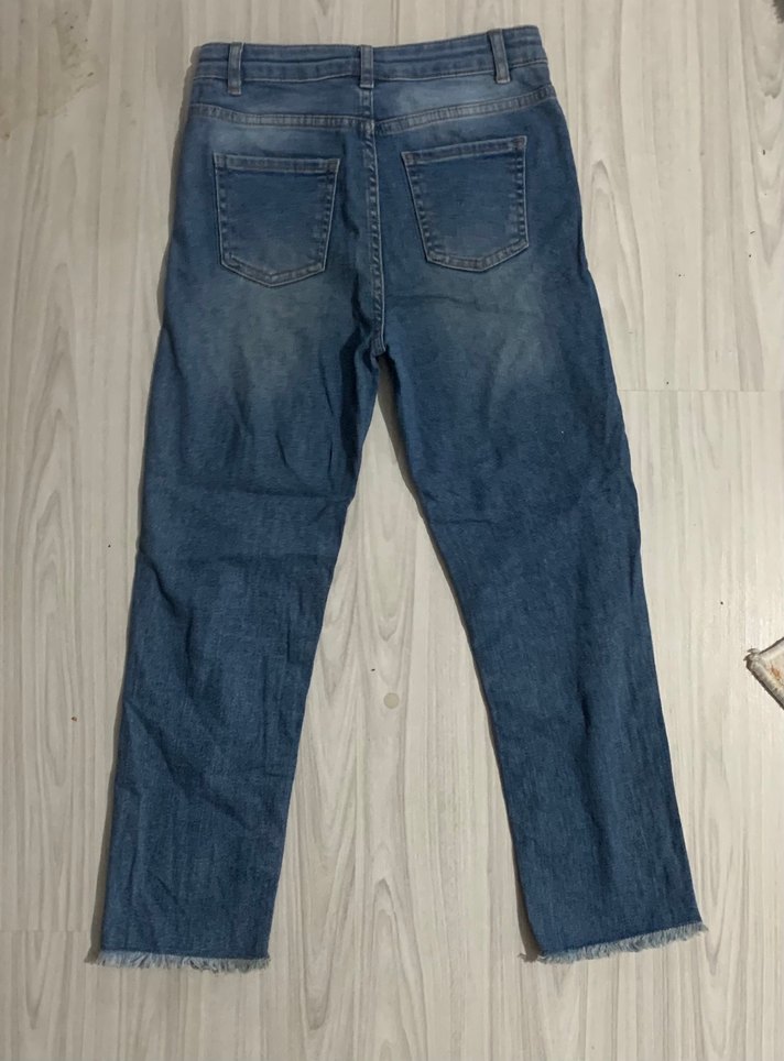 Nakışlı Mavi Düğmeli Kız Kot Pantolon - Görsel 2