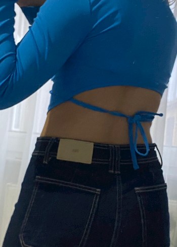 DEFACTO Mavi Uzun Kollu Crop Top - Görsel 4