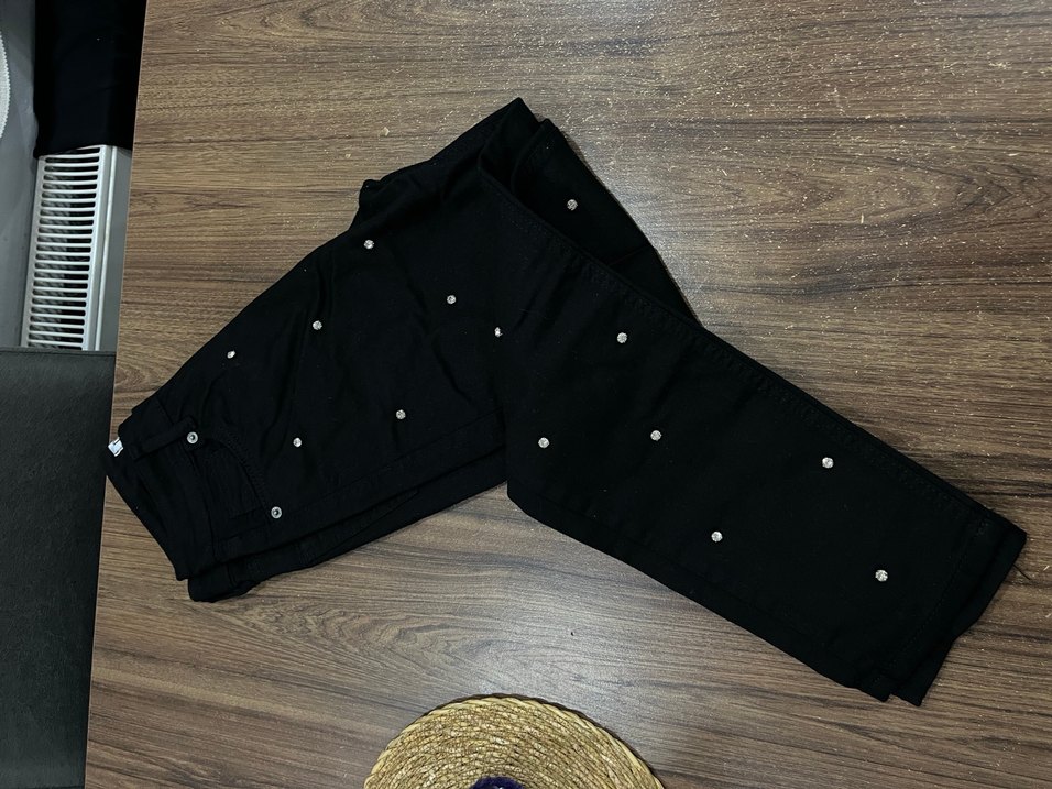 Siyah Mini Düğmeli boncuklu Kadın Jean - Görsel 3