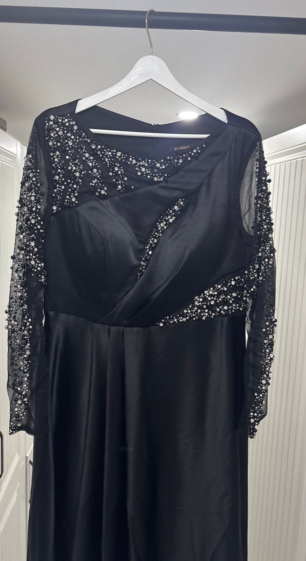 Siyah Uzun Kollu V Yaka Drapeli Abiye Elbise - Görsel 2