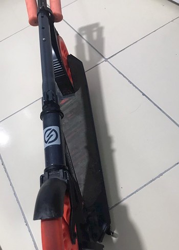 Turuncu Çocuk Scooter'ı, Ayarlanabilir Yükseklik az kullanılmış - Görsel 4