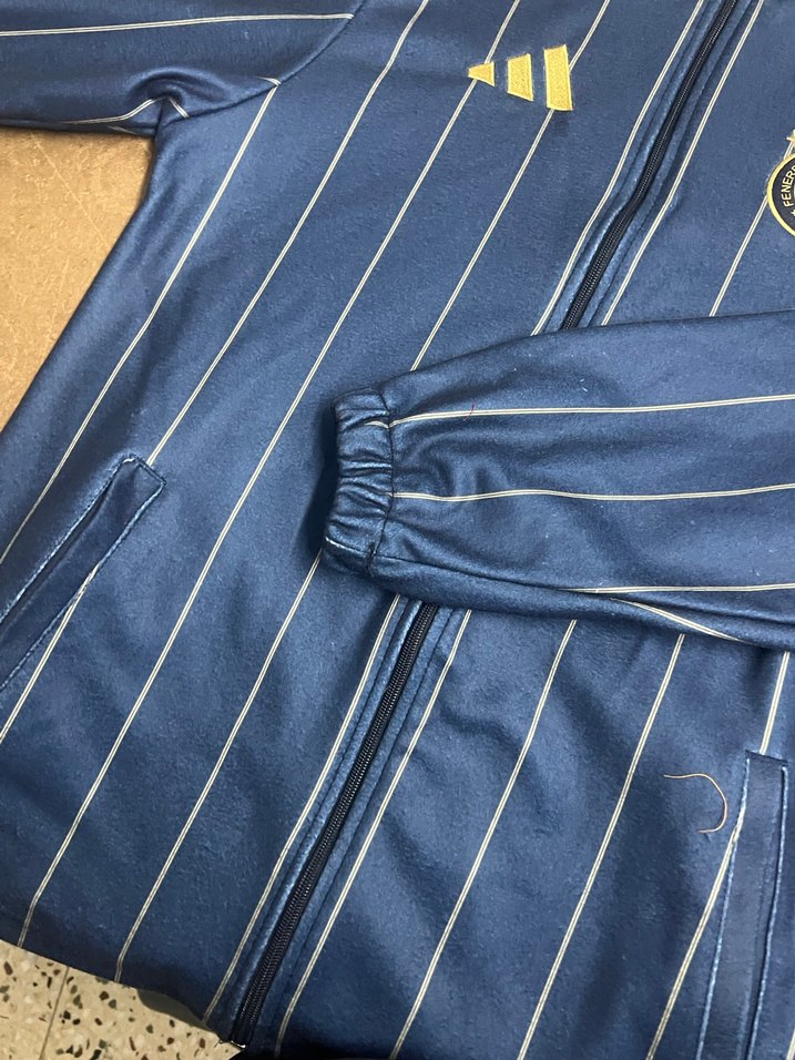 Mavi Fermuarlı Erkek Spor Forma - Görsel 2