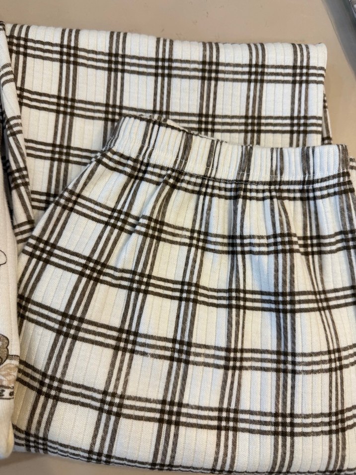 Kadın Ekoseli ve Ayıcık Desenli Rahat Pijama Takımı - Görsel 3