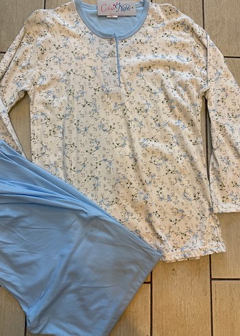 Mavi Çiçek Desenli Uzun Kollu Kadın Pijama Takımı - Görsel 4