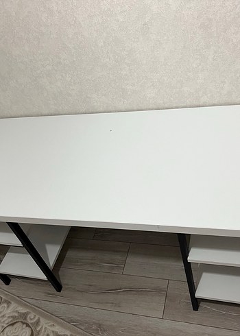 Beyaz Çalışma Masası - Görsel 4