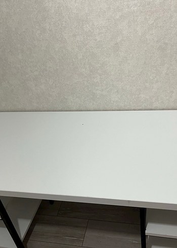 Beyaz Çalışma Masası - Görsel 7