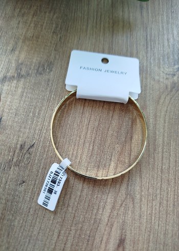 çelik Altın Renk Minimalist Kadın Bileklik - Görsel 4