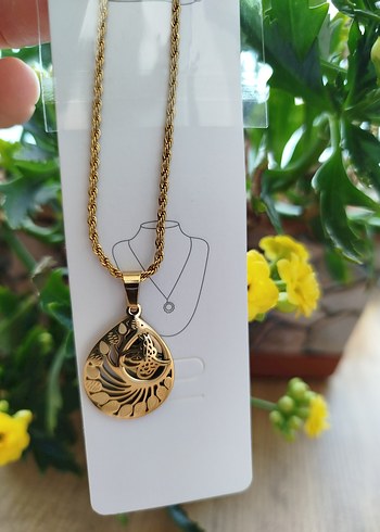 Uzun Zincirli Altın Renkli Kadın Kolye - Görsel 3