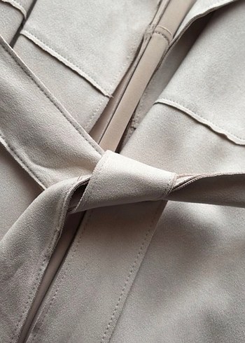 Zara Bej Kadın Süet Kemerli Uzun Yelek - Görsel 4