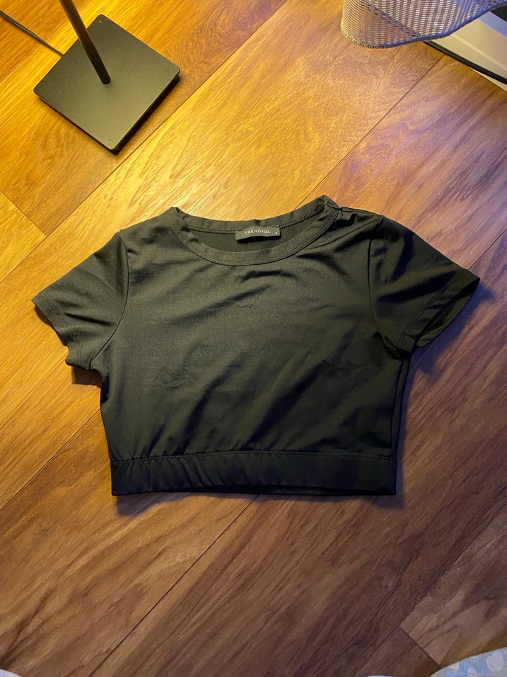 Beyaz siyah 2 crop - Görsel 3