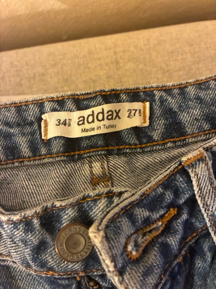 Kadın Mavi Denim Mom Kesim Kot Pantolon - Görsel 3