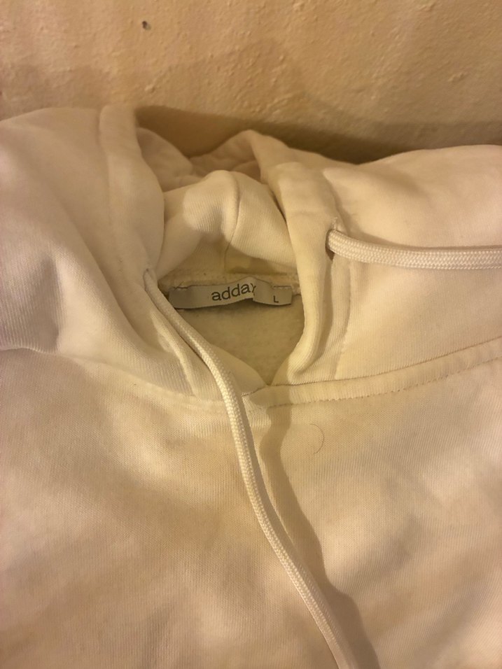 Kadın Beyaz Kapüşonlu Sweatshirt CROP - Görsel 2