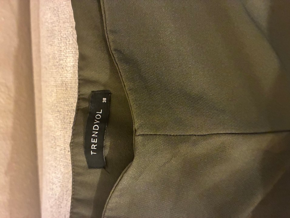 Kadın Haki Kumaş Pantolon, Yırtmaçlı, Normal Boy - Görsel 3