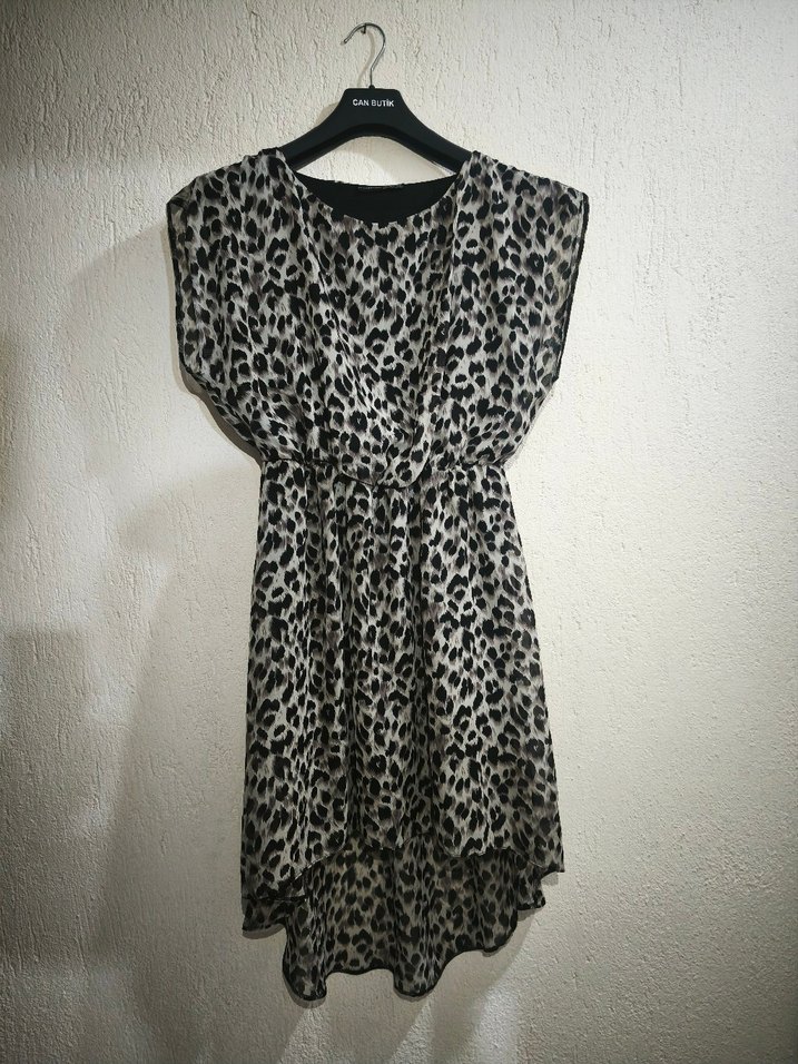 Gri Leopar Desenli Elbise - Görsel 2