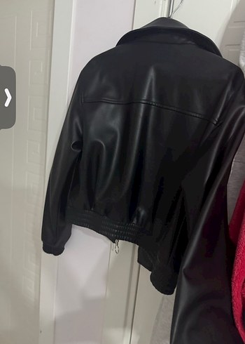 Siyah Deri Kadın Ceket - Görsel 3