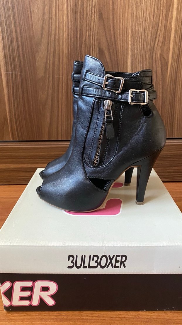 Siyah Deri Stiletto Topuklu Goth Bot - Görsel 2