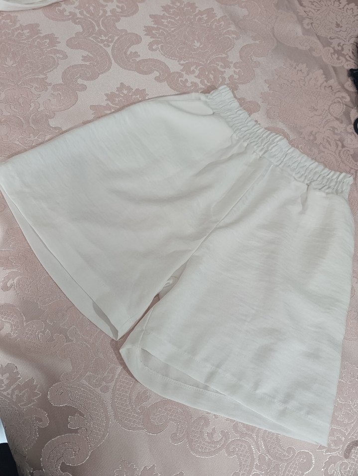 Beyaz Keten Hamile Mini Şort - Görsel 2