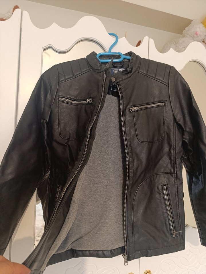 Erkek çocuk deri ceket (9-10 yaşa uygun) - Görsel 3
