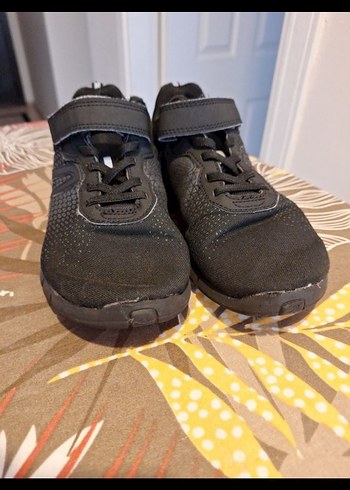 Decathlon 35 no Kız Çocuk Siyah Cırtlı Spor Ayakkabı - Görsel 2