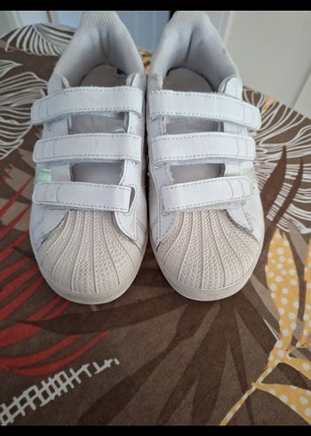 ADİDAS SÜPERSTAR 34 NO Kız Çocuk Beyaz Cırt Cırtlı Spor Ayakkabı - Görsel 2