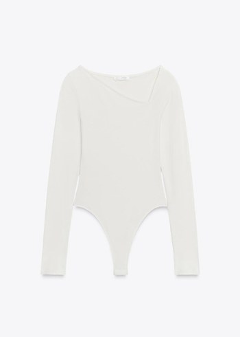 Kadın Ekru Asimetrik Yaka Uzun Kollu Bluz - Görsel 2