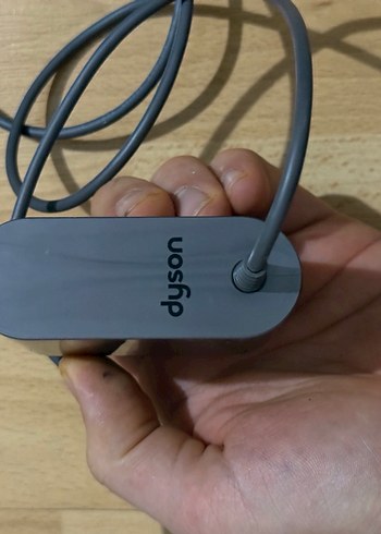 Dyson v15 duvar askı şarj aleti orjinal sorunsuz - Görsel 4