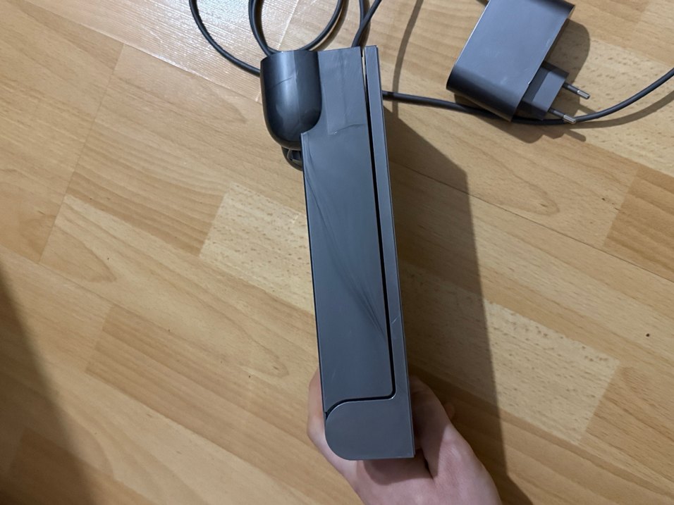 Dyson v15 duvar askı şarj aleti orjinal sorunsuz - Görsel 2