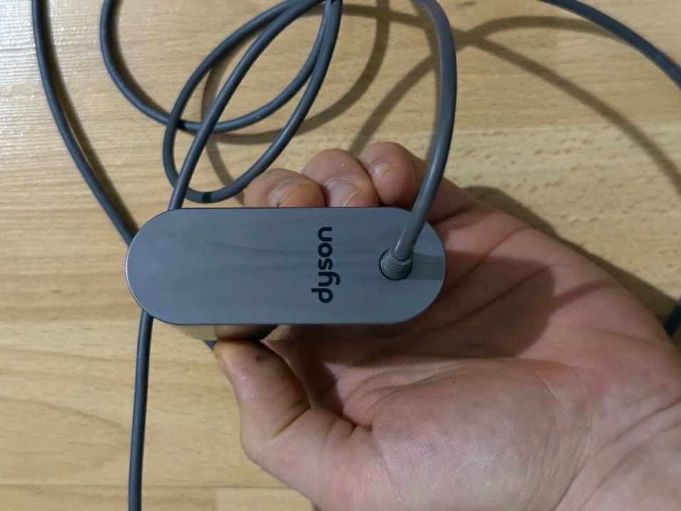 Dyson v15 duvar askı şarj aleti orjinal sorunsuz - Görsel 4