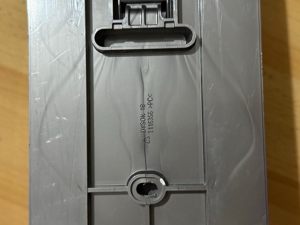 Dyson v15 duvar askı şarj aleti orjinal sorunsuz - Görsel 3