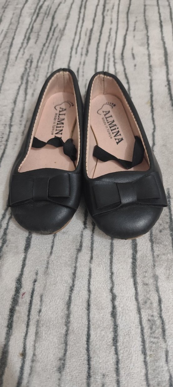 Kız Çocuk Siyah Tokalı Babet Ayakkabı - Görsel 3