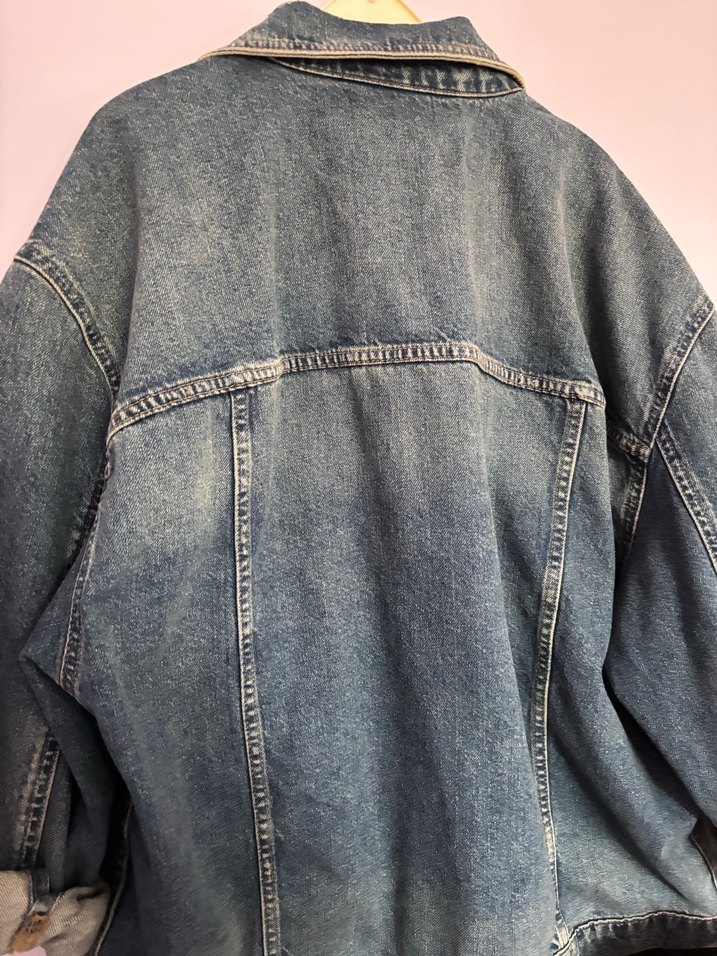 Düğmeli mavi kot ceket - Görsel 4