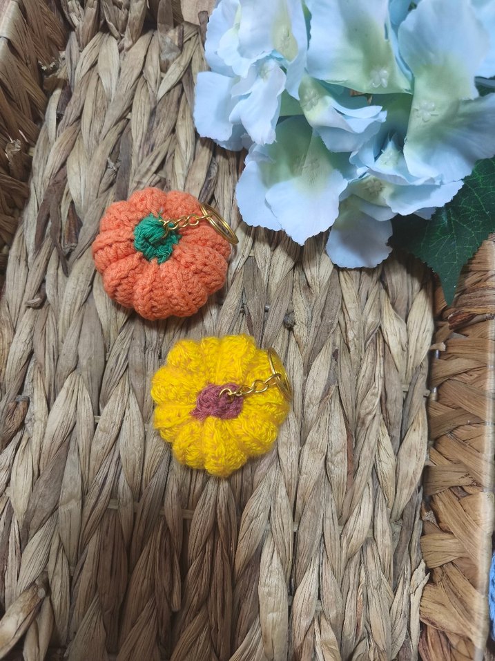 Renkli Örgü Bohem Anahtarlık Seti - Görsel 3