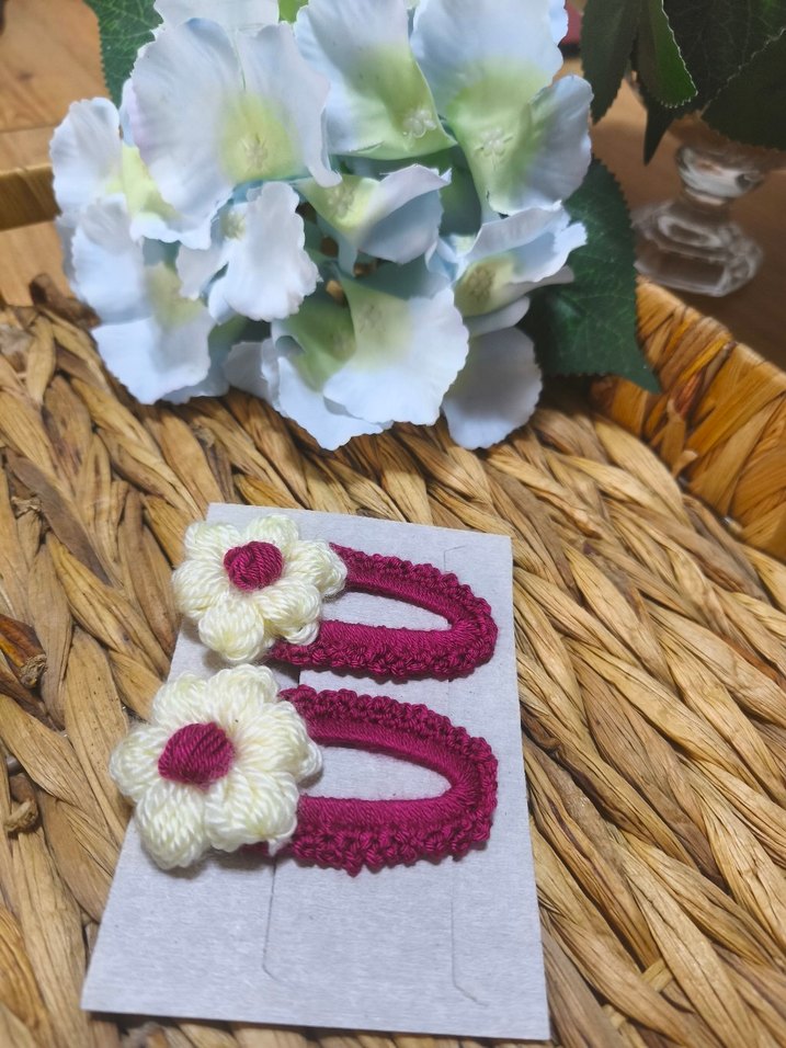 Kırmızı Örgü Kadın Saç Tokası - Görsel 3