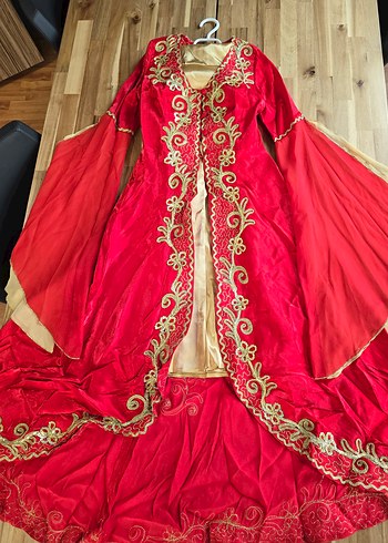 Uzun Kollu Kırmızı Nakışlı Hint Kına Elbisesi Takımı - Görsel 6