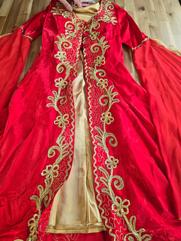 Uzun Kollu Kırmızı Nakışlı Hint Kına Elbisesi Takımı - Görsel 4