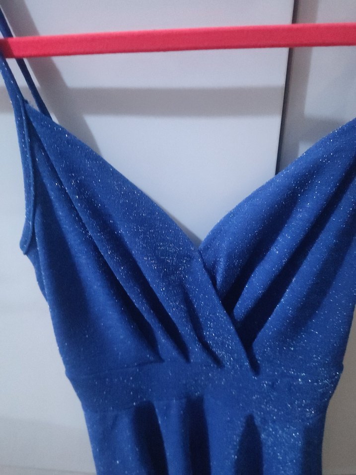 Parlak Mini V Yaka Kolsuz Kadın Elbise - Görsel 2