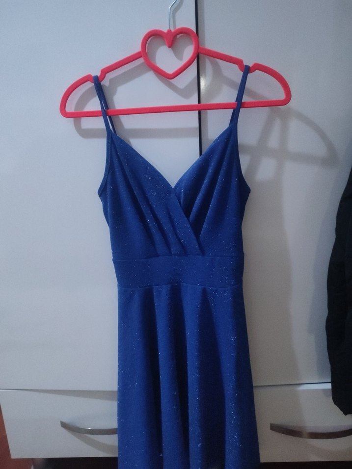 Parlak Mini V Yaka Kolsuz Kadın Elbise - Görsel 4