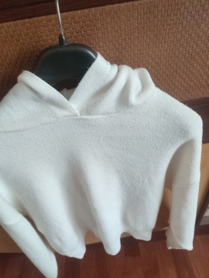 Beyaz Kadın Kapüşonlu Sweatshirt - Görsel 2