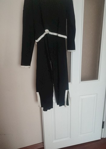 Siyah Yırtmaçlı Kadın Kumaş Pantolon - Görsel 2