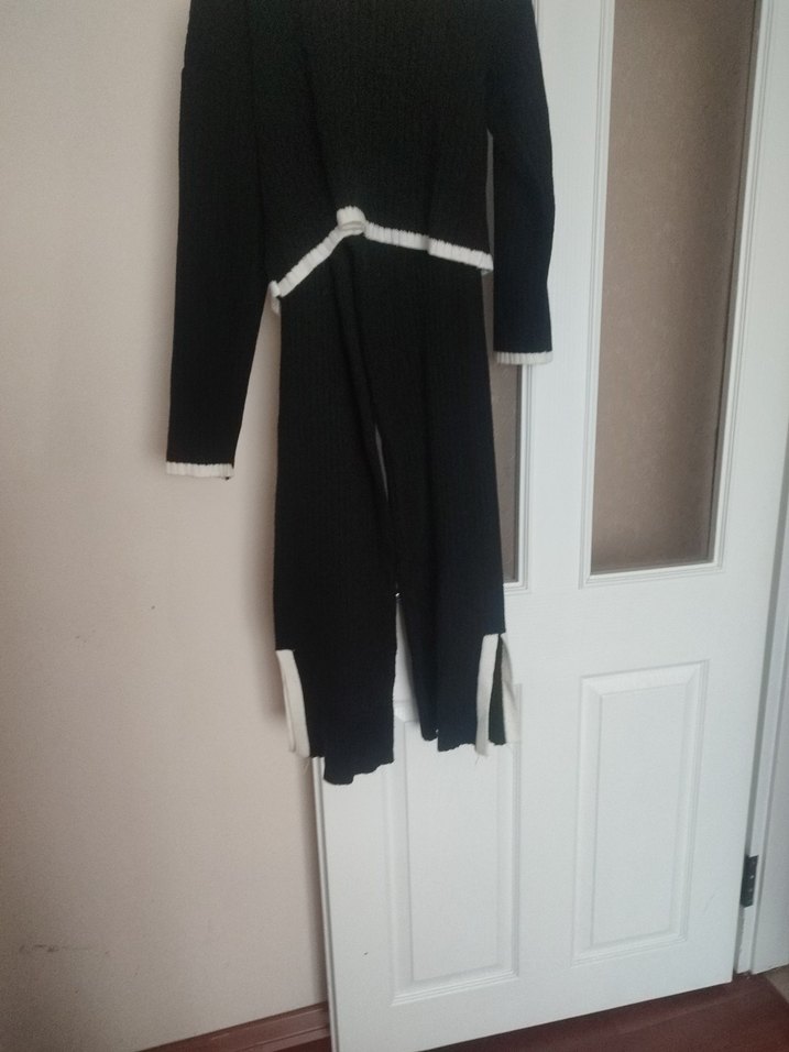 Siyah Yırtmaçlı Kadın Kumaş Pantolon - Görsel 2