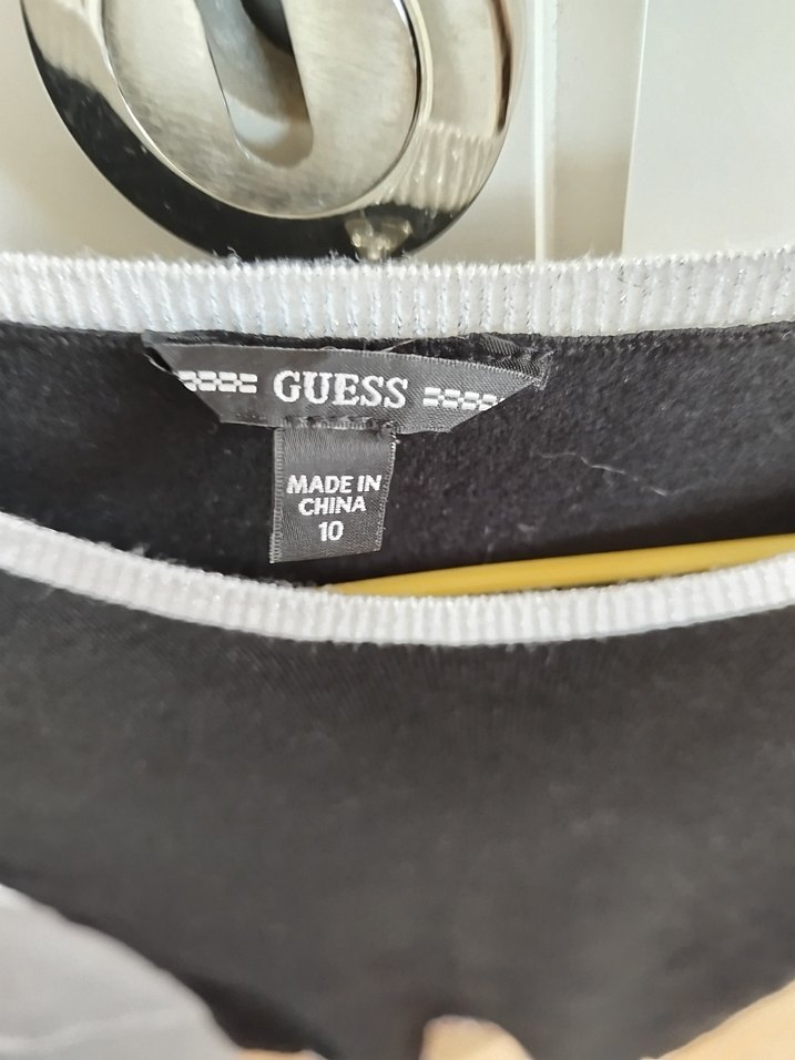 10 yaş Guess kısa kol triko elbise - Görsel 2