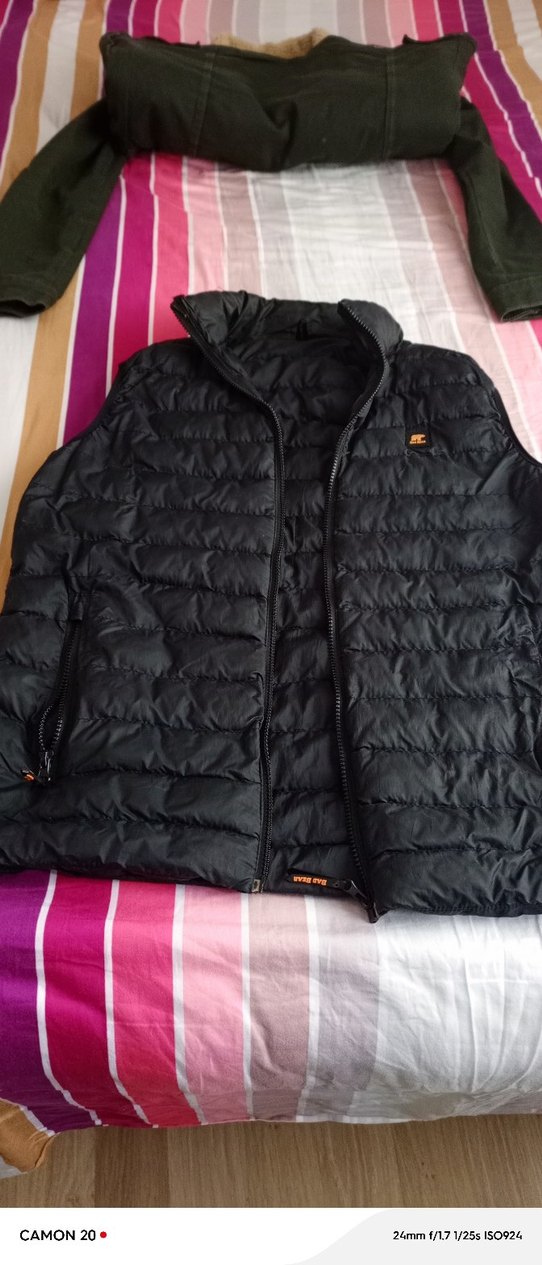 Siyah Fermuarlı Erkek Yelek - Görsel 2