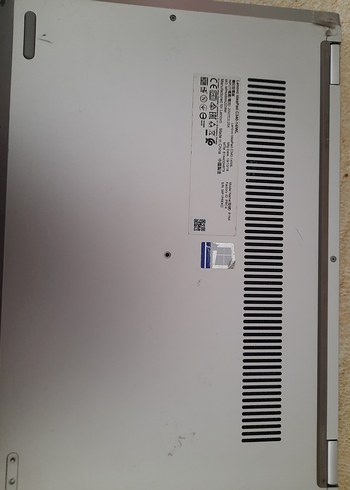 Gri Lenovo Dizüstü Bilgisayar - Görsel 2